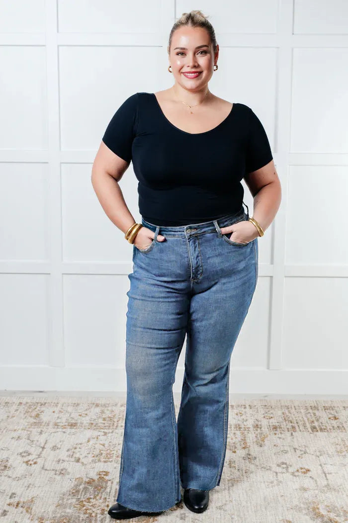 Tummy Control Booty Lifting Flare Jeans