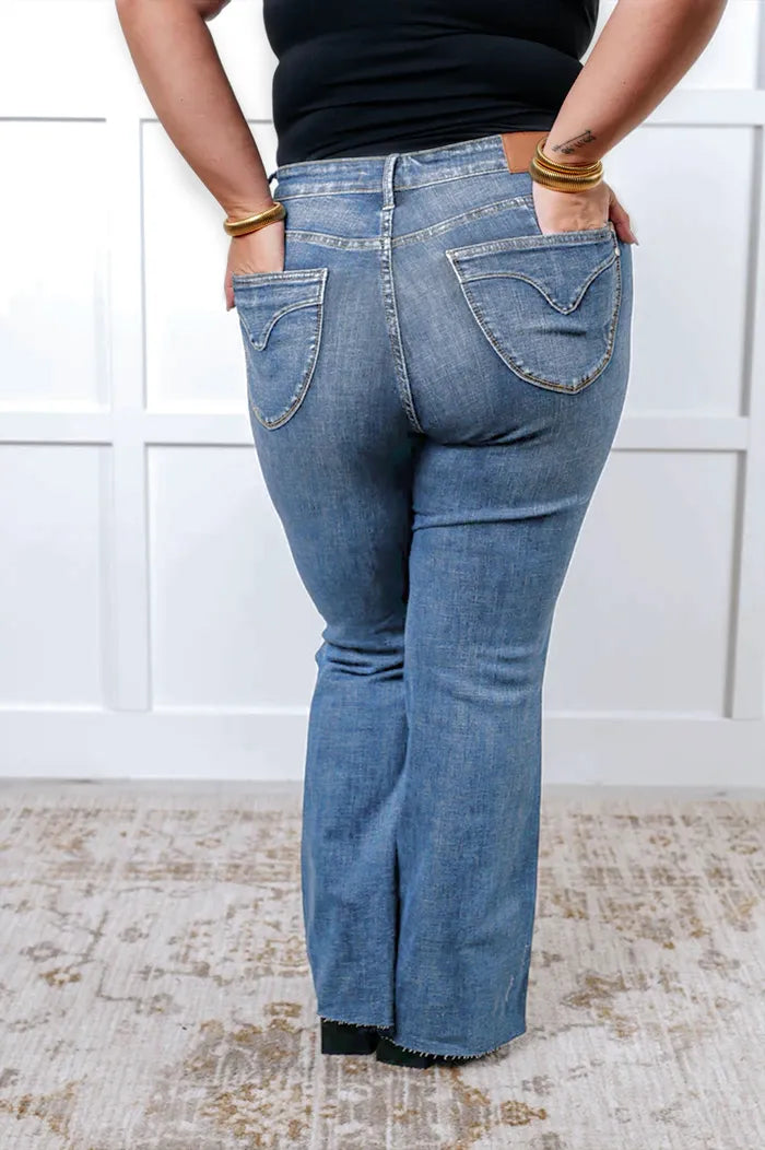 Tummy Control Booty Lifting Flare Jeans