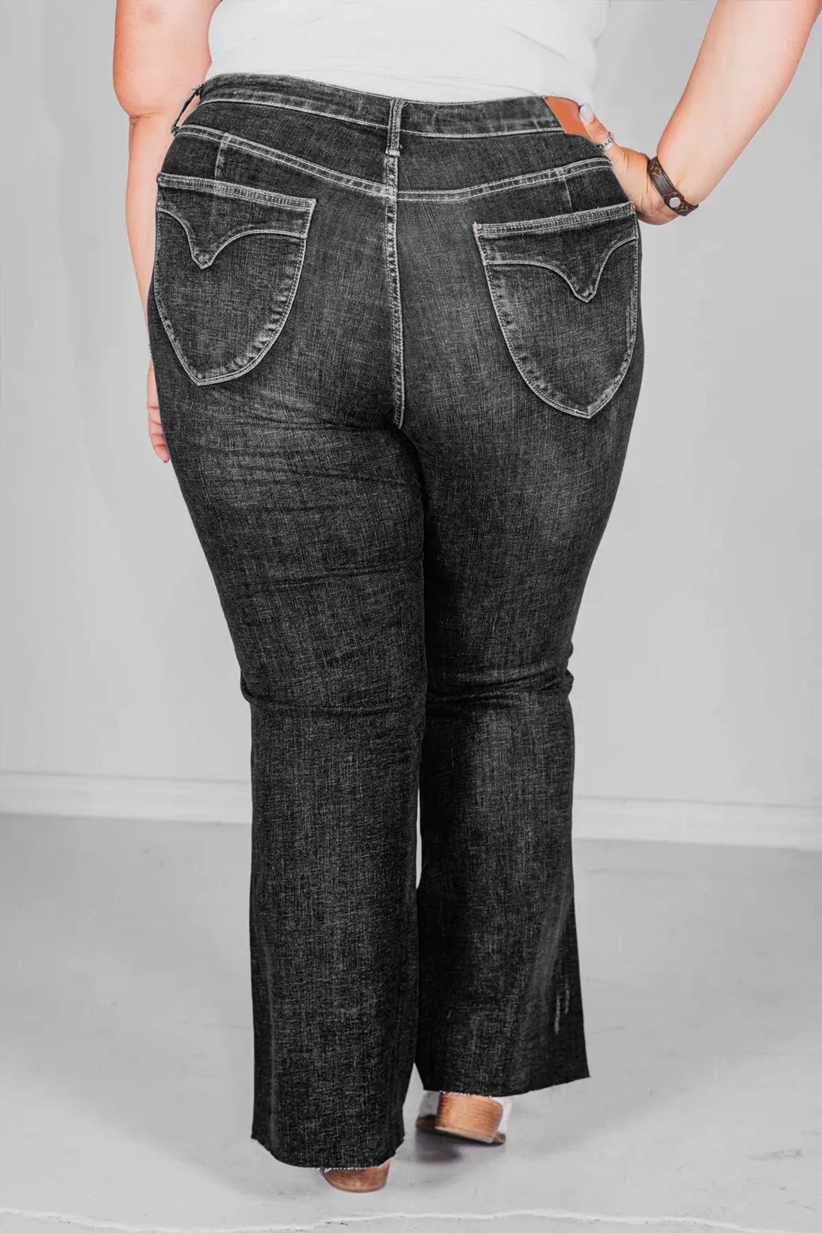 Tummy Control Booty Lifting Flare Jeans